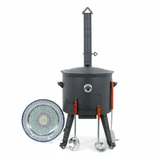 Utschak Feuerofen Ø 49 cm + Gusseisen-Kasan 22 L, Ø 52,7 cm, flacher Boden + Küchenzubehör, Usbekischer Kochtopf aus Gusseisen