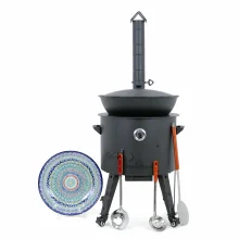 Utschak Feuerofen Ø 49 cm + Gusseisen-Kasan 22 L, flacher Boden + Küchenzubehör, Usbekischer Kochtopf aus Gusseisen