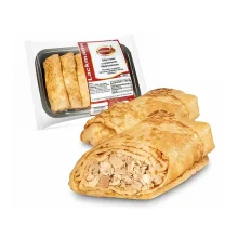 Bliny, Pfannkuchen mit Hähnchenfleischfüllung, Lackmann