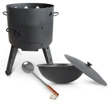 Set - Feuerofen - KasanoFF, 16 Liter, Ø 44 cm + Gusseisenkessel, runder Boden, Ø 46,5 cm, 16 l + Schaumlöffel 48 cm Set - Feuerofen - KasanoFF, 16 Liter, Ø 44 cm + Gusseisenkessel, runder Boden, Ø 46,5 cm, 16 l + Schaumlöffel 48 cm