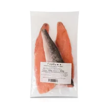 Geschältes Lachsfilet mit Haut, 800 g