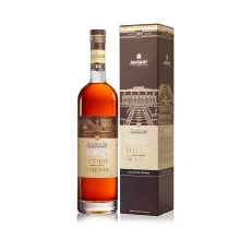 Armenischer Brandy - Ararat  Yerevan, Exklusive Kollektion, 10 Jahre, 57 % vol. 0,7 L