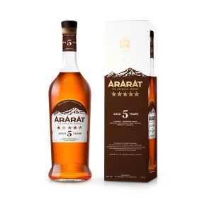 Коньяк армянский - Арарат, 5 лет, 40 % алк. 0,5 л  Коньяк армянский - Арарат, 5 лет, 40 % алк. 0,5 л