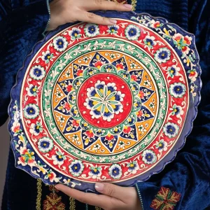 Lagan, geschnitzt, oval, KaraKalam KO1, Rishtan Keramik, 34 х 42 cm