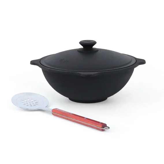 Set - Gusseiserner Kasan, Aluminiumdeckel, flacher Boden, Ø 33,5 cm, 6 l + Schaumlöffel 40 cm