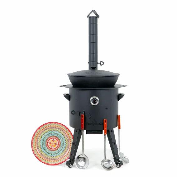 Utschak Feuerofen Ø 44 cm + Gusseisen-Kasan 16 l, Ø 46,5 cm, runder Boden + Küchenzubehör, Usbekischer Kochtopf aus Gusseisen