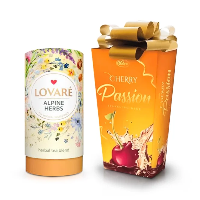 Подарочный набор - Cherry Passion, чай Lovare + Конфеты 210 г