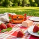 Сырок творожный c клубничным вкусом, глазированный, Karums, 45 г